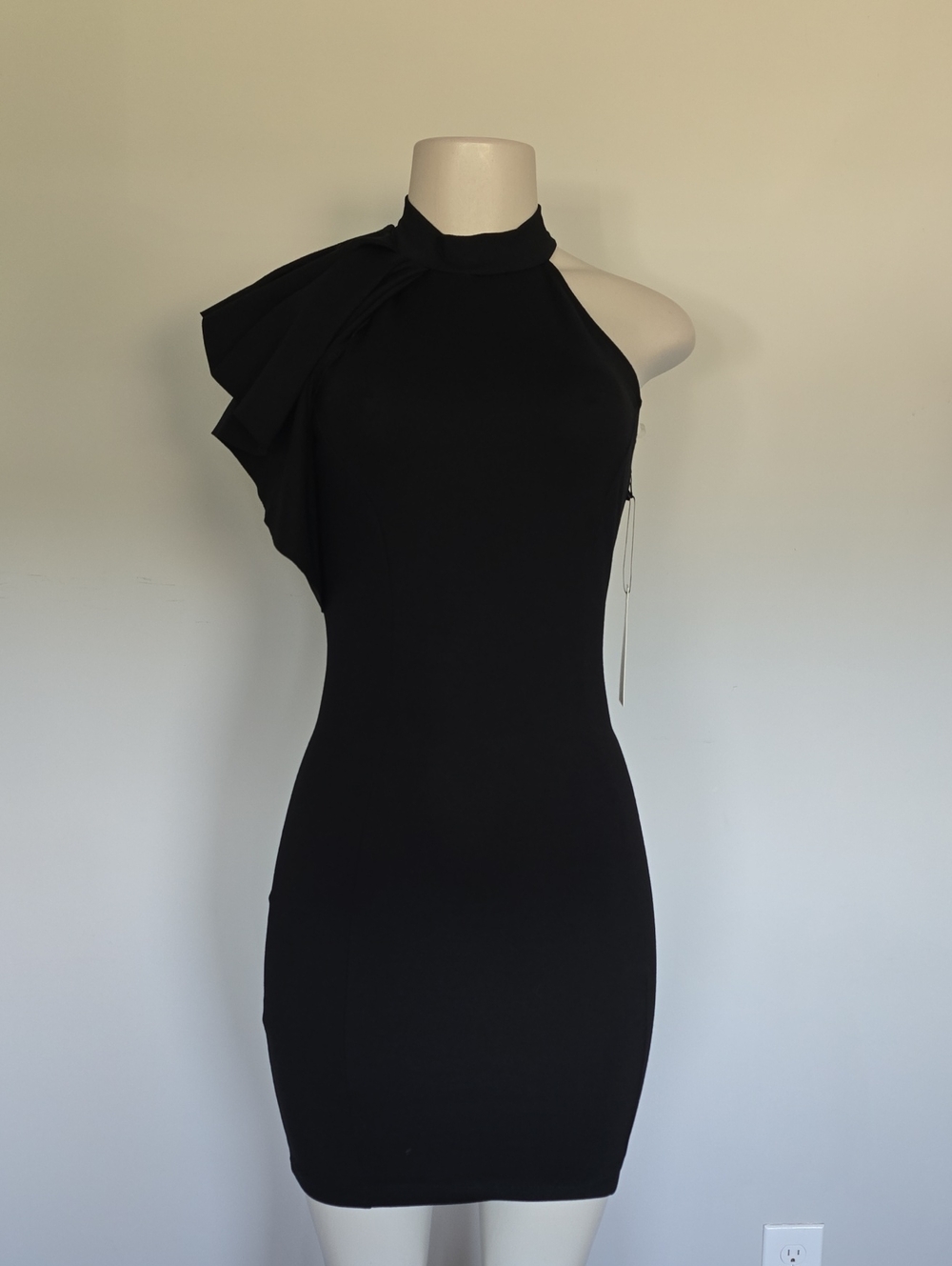 Lulus Au Revior black body con dress-XS